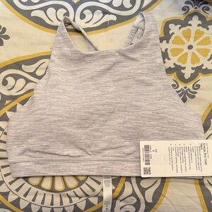 Lulu Energy Bra High Neck Sports Bra in Light Gray Stripe- NWT size 8